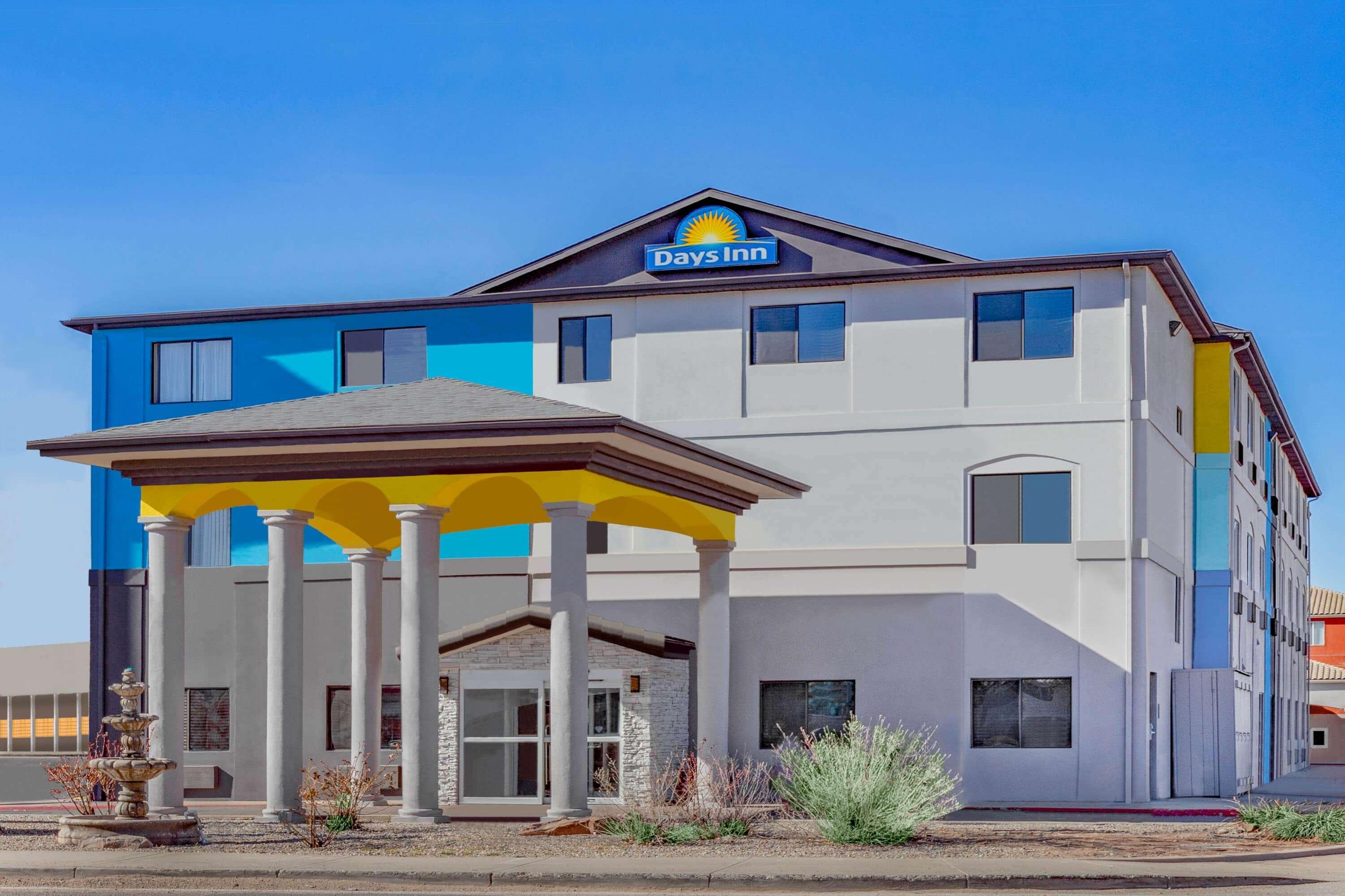 Days Inn By Wyndham Bernalillo Exterior photo